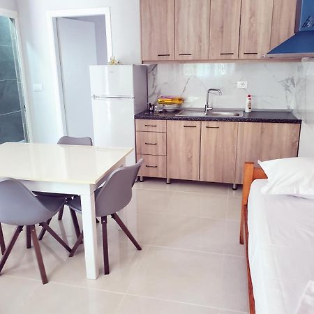 Twins Apartment Përmet المظهر الخارجي الصورة