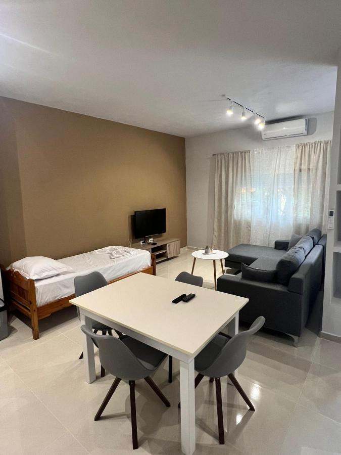 Twins Apartment Përmet المظهر الخارجي الصورة