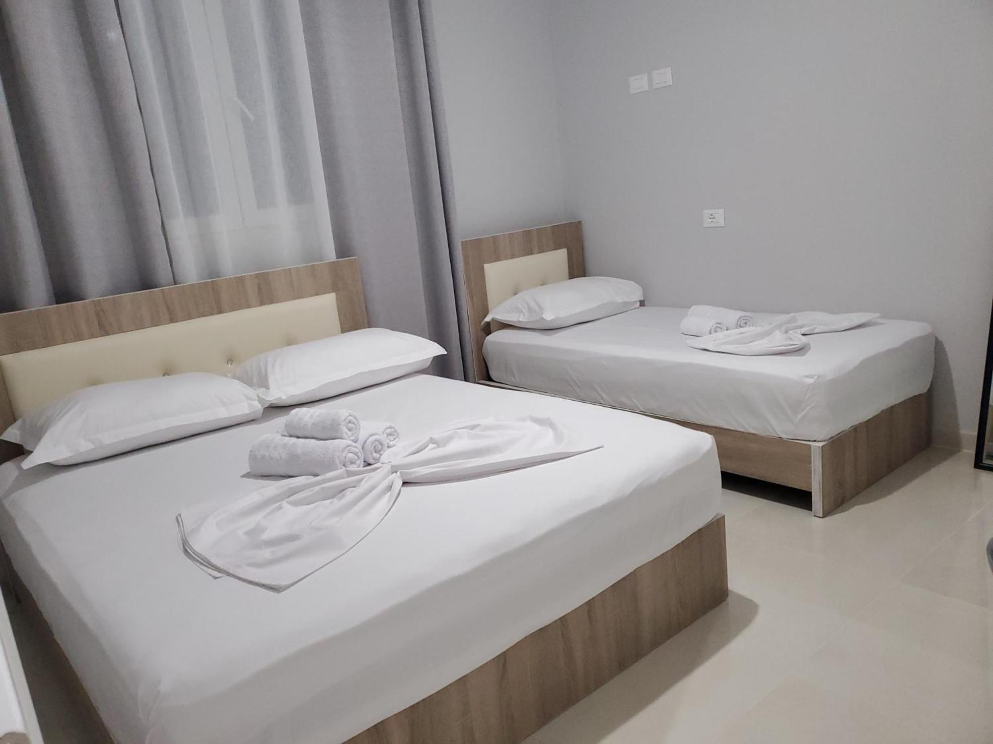 Twins Apartment Përmet الغرفة الصورة